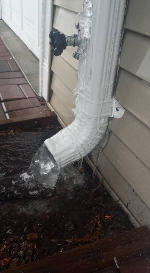 Dealing with Frozen Gutters and Downpipes Blog European Gutters Canada